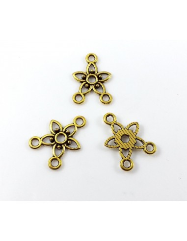 Chandelier auriu antichizat 17.5 x 12 mm