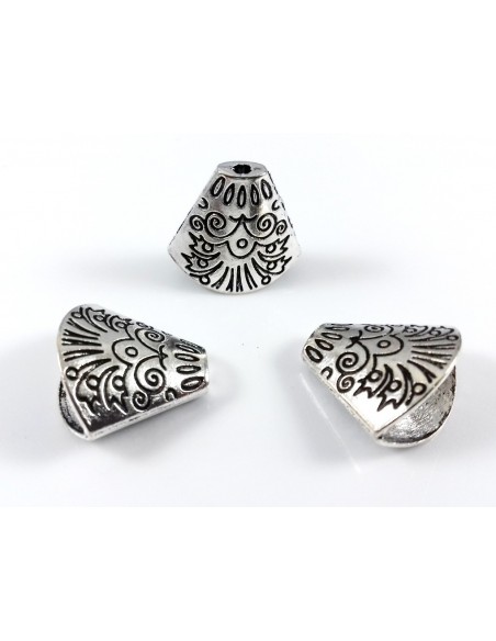 Capac conic decorativ argintiu antichizat 20 x 18 x 12 mm 