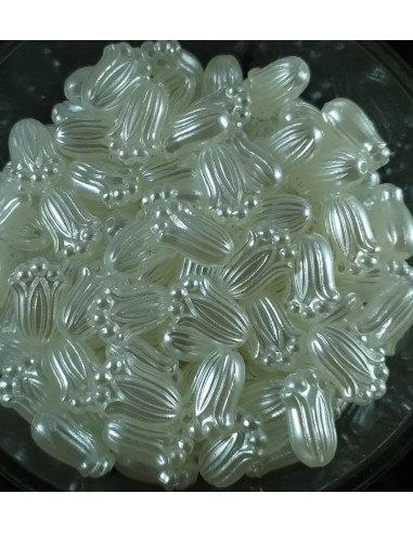 Margele albe sidefate floare 12 x 8 mm