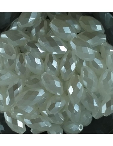 10 Margele albe sidefate ovale...