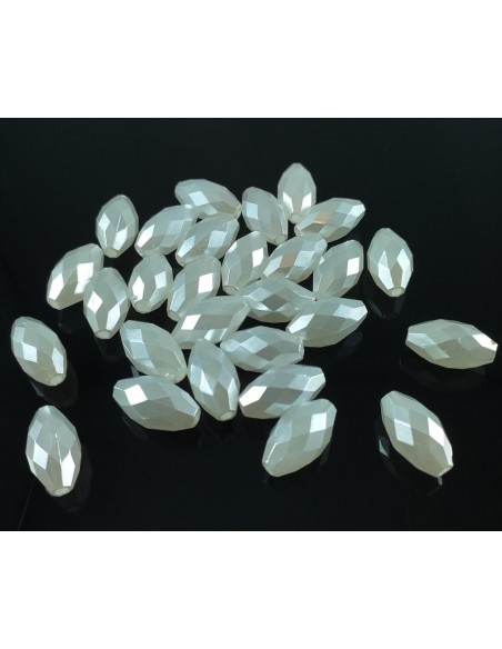 10 Margele albe sidefate ovale fatetate 13 x 7 mm