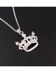 Colier argint cu pandantiv coronita montura zirconii albe