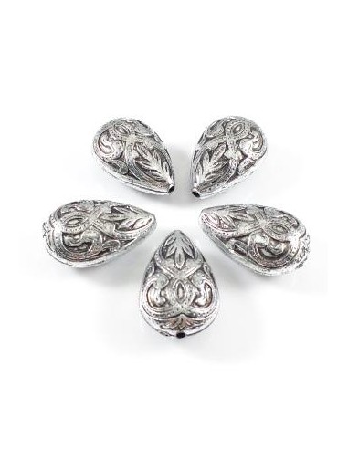 Margele masive vintage lacrima...