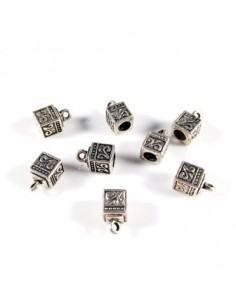 Capat de snur metalic...